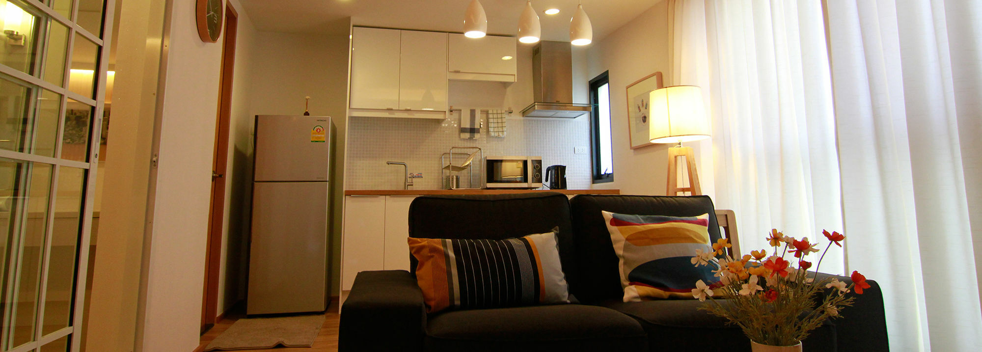 Bed and Breakfast S Bloc Saladaeng Бангкок Экстерьер фото